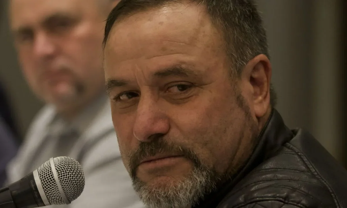 El activista Adrián LeBarón denunció a través de redes sociales que su familia volvió a sufrir amenazas por un grupo de sicarios en Alamillo.