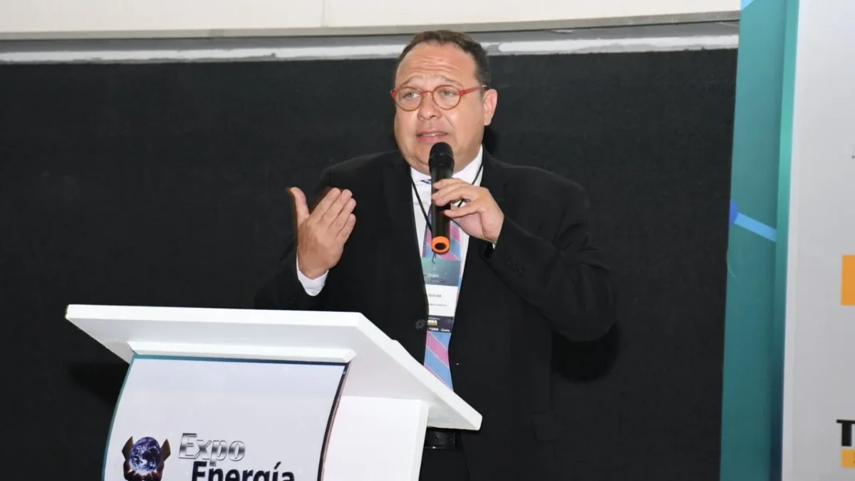 La alcaldía Benito Juárez estuvo presente en la inauguración de Expo Energía, Bernardo Lartigue encabezó la participación de la demarcación.