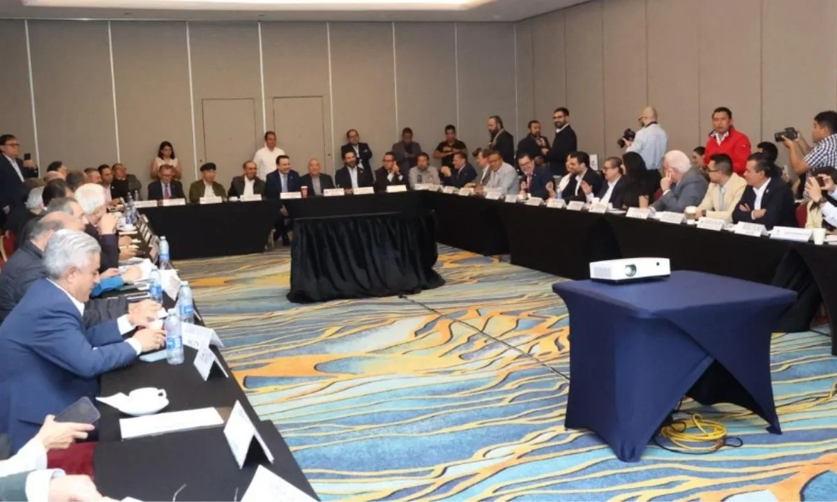 Sindicatos y empresarios dieron un paso más en la construcción de una agenda conjunta, en el marco de la Mesa de Diálogo Sindical.