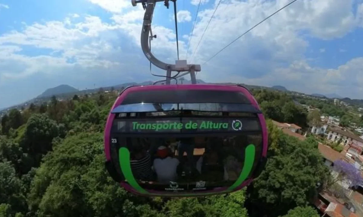 Uruapan, Michoacán, estrena teleférico, un sistema de transporte moderno que resuelve la movilidad para miles de habitantes.