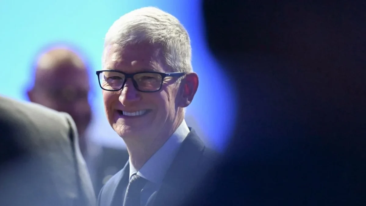Se avecina un gran cambio en Apple, Tim Cook dejará la dirección ejecutiva y será reemplazado por un directivo del grupo, John Ternus.