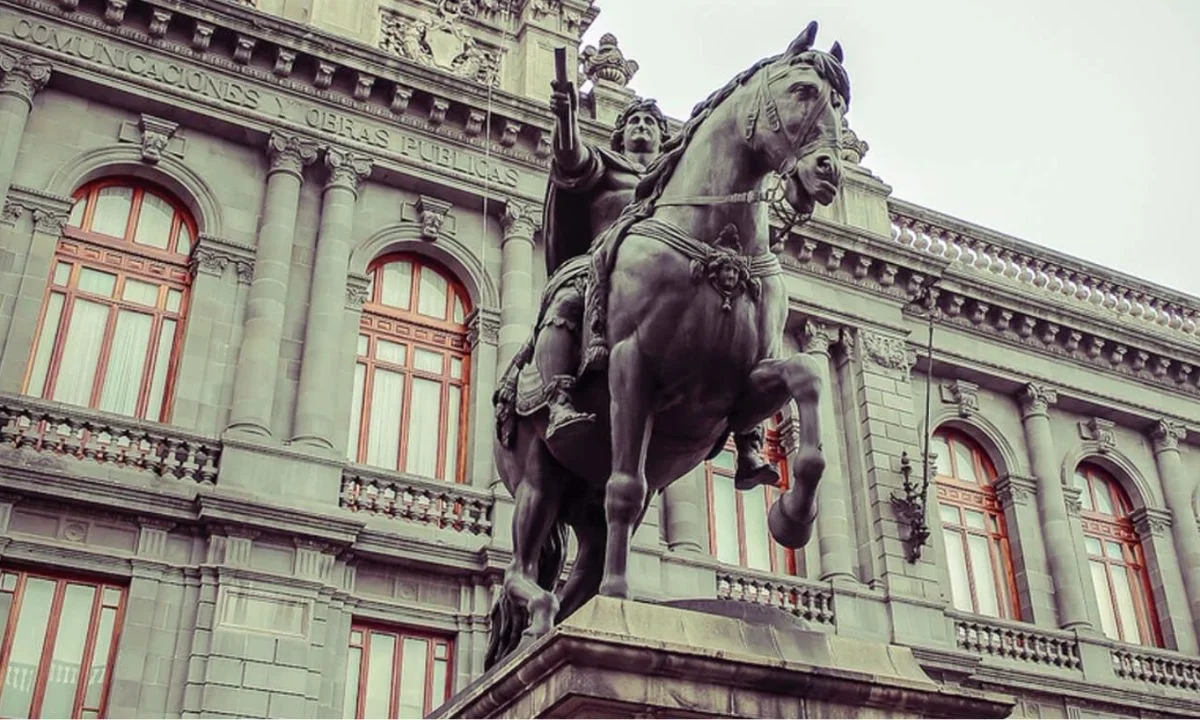 Fachada del Museo Nacional de Arte , uno de los recintos del INBAL que permanecerá cerrado el 1 y 5 de mayo.