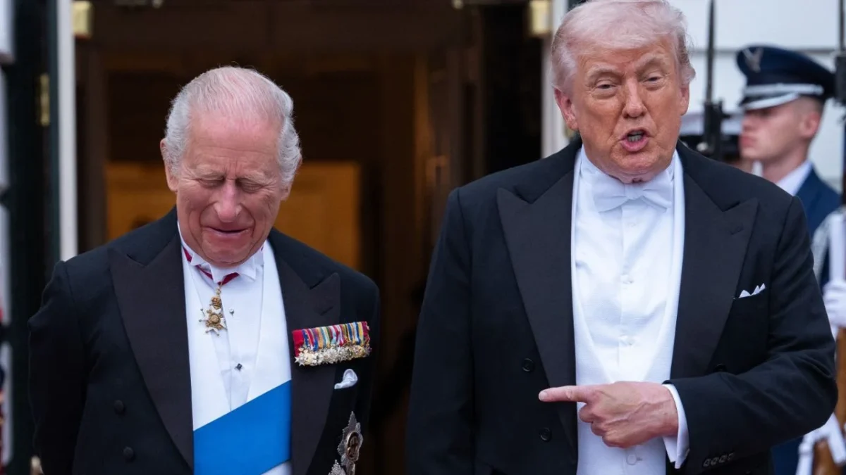 Donald Trump sorprendió durante la ceremonia oficial de bienvenida al rey en donde confesó que su madre tenía un 'crush' con Carlos III.