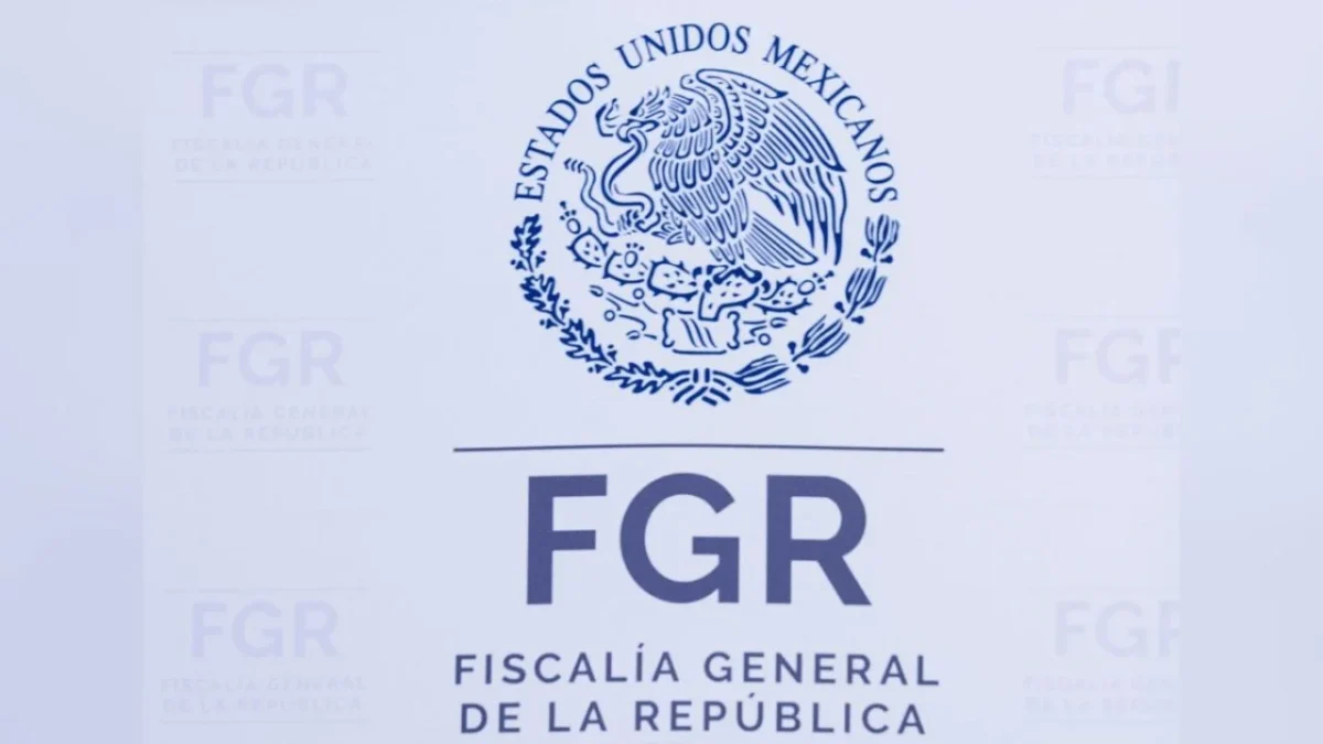 Vinculan a proceso a funcionario de la FGR por presuntamente entregar certificado escolar falso para acreditar su último grado de estudios.