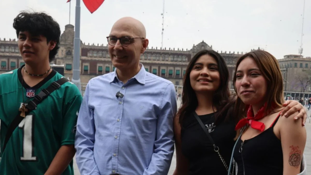 Volker Türk, comisionado de la ONU, inició una gira por México con una reunión con familiares y colectivos de desaparecidos.