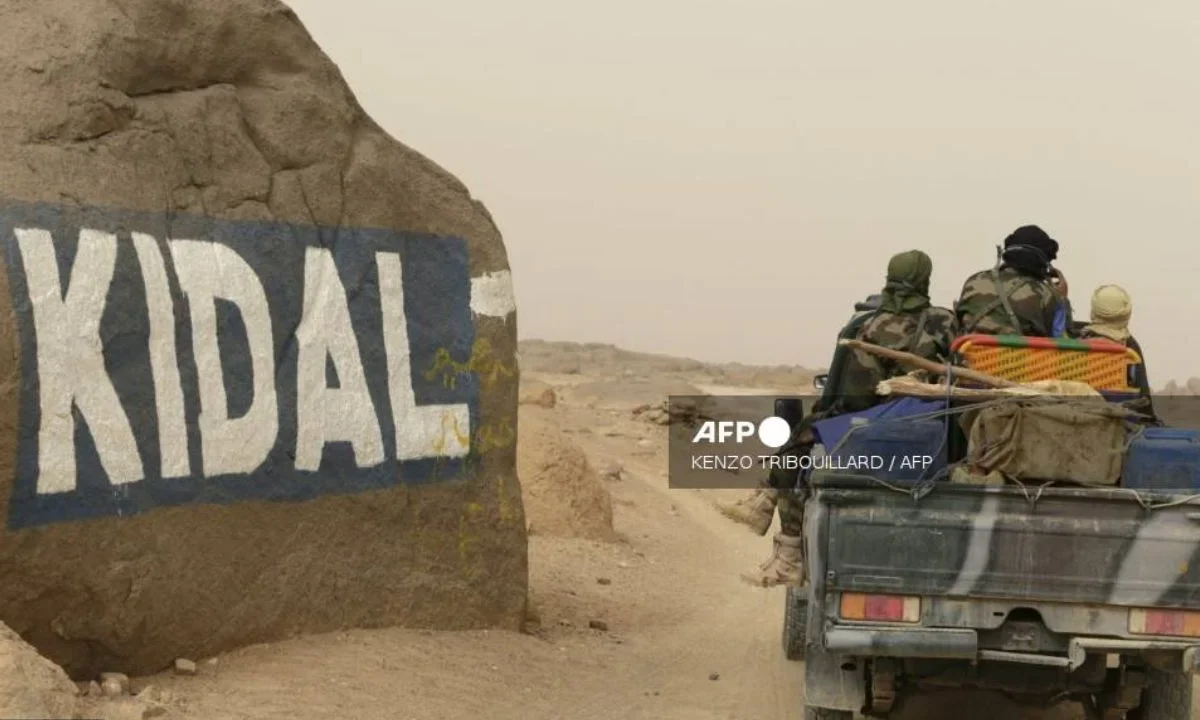 Yihadistas vinculados a Al Qaeda afirmaron el sábado que sus combatientes habían lanzado ataques en todo Mali contra el ejército del país.