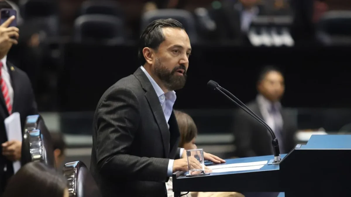 'Yo no meto las manos al fuego por nadie': Arturo Ávila, vocero de Morena en San Lázaro, en relación al caso Rocha Moya.