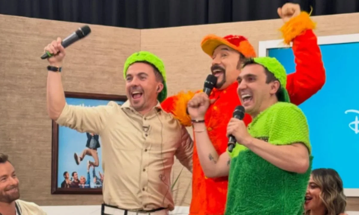 ¡No es IA! Captan inesperado crossover de Malcolm, Reese y Francis con la Familia P Luche