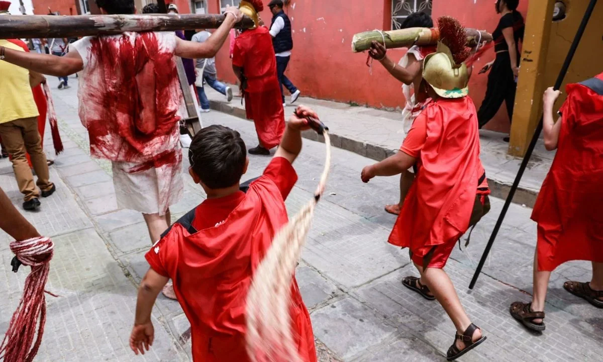 ¿Qué vías alternas puedes tomar por el Viacrucis en CDMX?