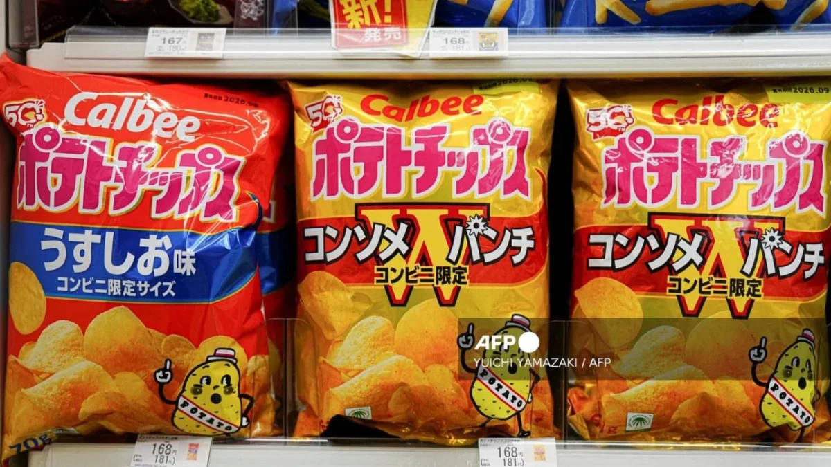 Efecto Mariposa: la guerra con Irán deja sin color a las bolsas de papas fritas en Japón