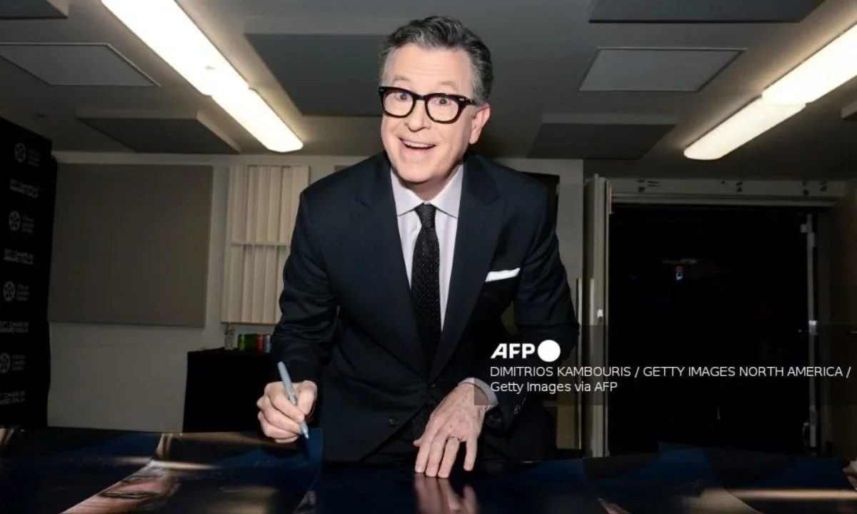 El adiós definitivo de Stephen Colbert, 'se va para siempre a la Tierra Media' El adiós definitivo de Stephen Colbert, 'se va para siempre a la Tierra Media'
