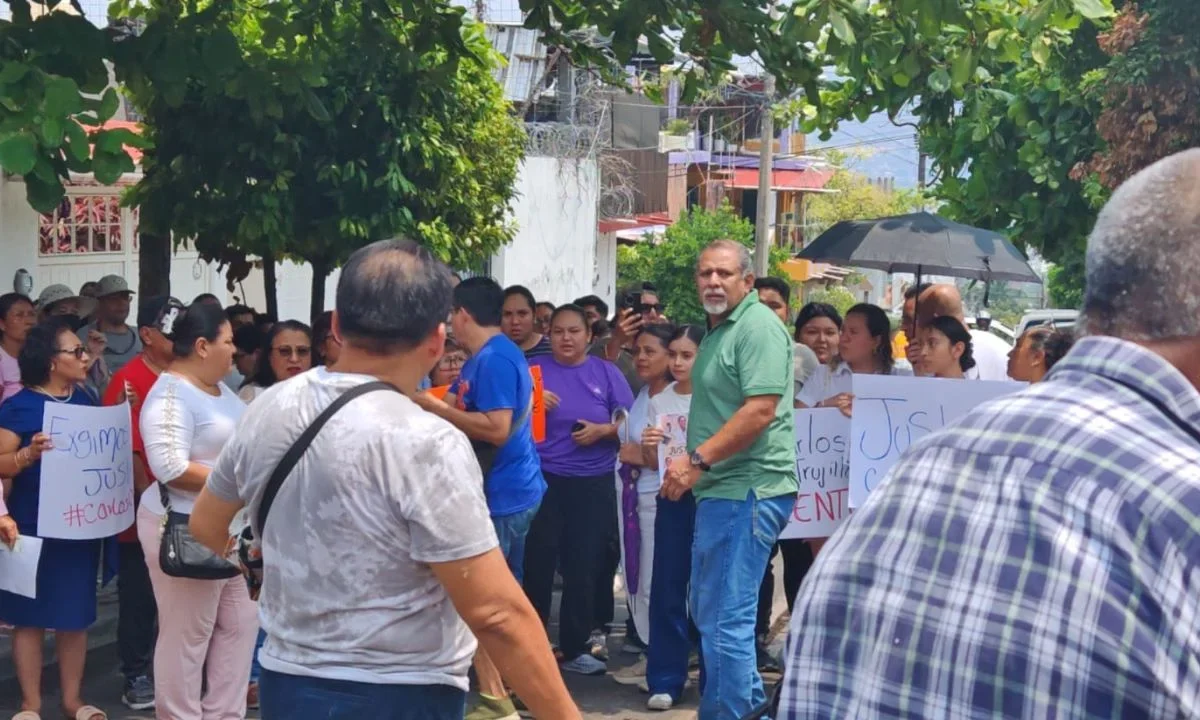 Denuncian arresto y tortura a Carlos Chávez, en Tuxtla Gutiérrez