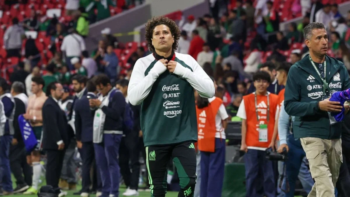Guillermo Ochoa se une a la concentración de Javier Aguirre