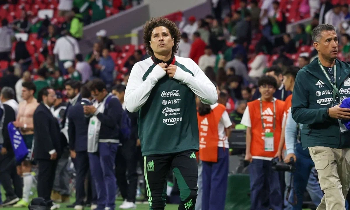 Guillermo Ochoa se une a la concentración de Javier Aguirre