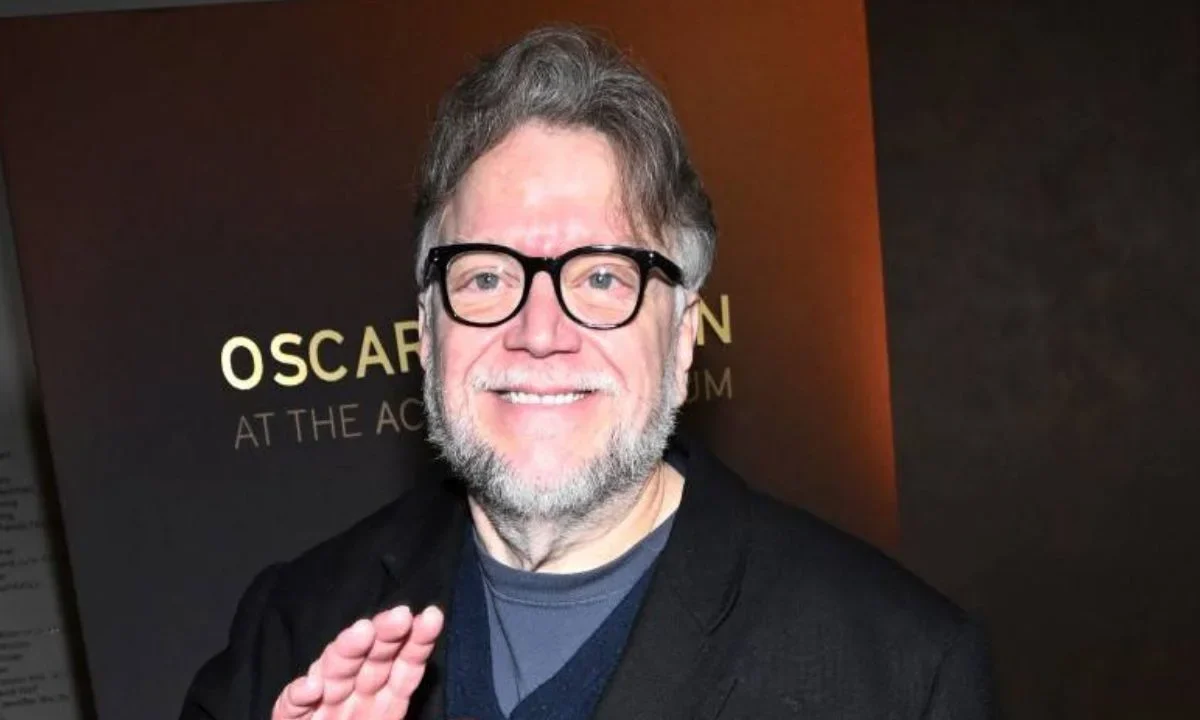 Guillermo del Toro fue galardonado con el Instituto Británico de Cine en Londres