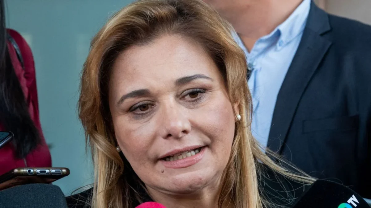 Presentan solicitud de juicio político contra la gobernadora de Chihuahua Maru Campos