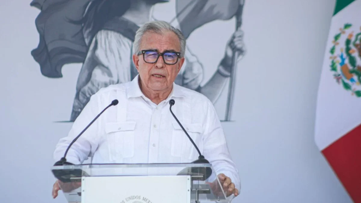 Rocha Moya acude a declarar ante la FGR Sinaloa tras señalamientos de EU por complicidad con el narco