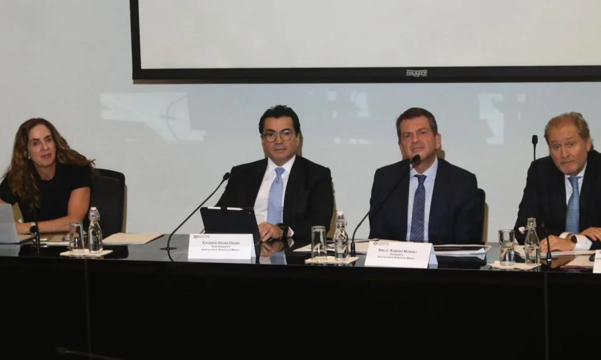 'México Paga Digital' busca acelerar la digitalización de la economía, reducir el uso de efectivo e impulsar crédito a pymes.