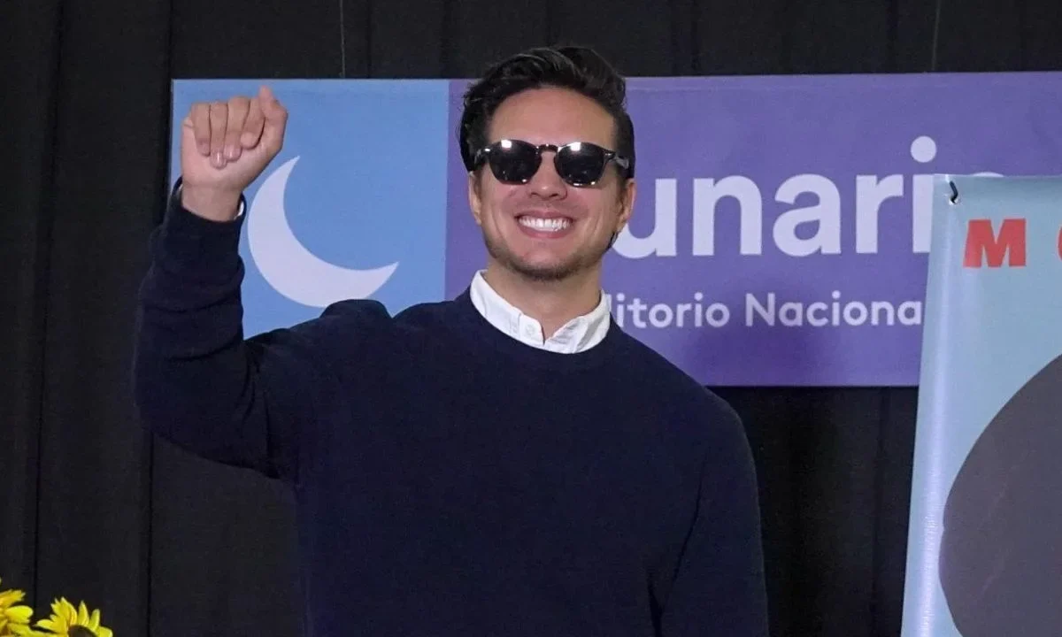 Vadhir Derbez, hijo de Eugenio Derbez, denunció que lo están extorsionando por una acusación de presunto abuso contra una modelo.