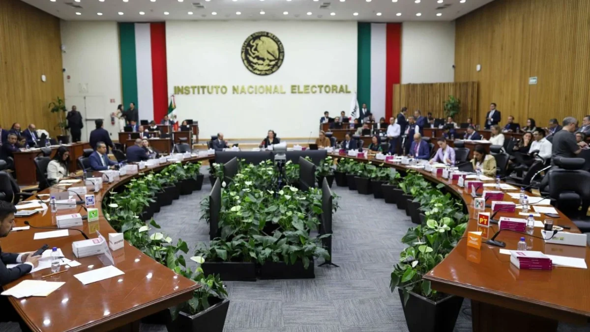 INE conoció el informe de la Dirección Ejecutiva de Administración que propone el ajuste de tabuladores de sueldos para el ejercicio 2027.
