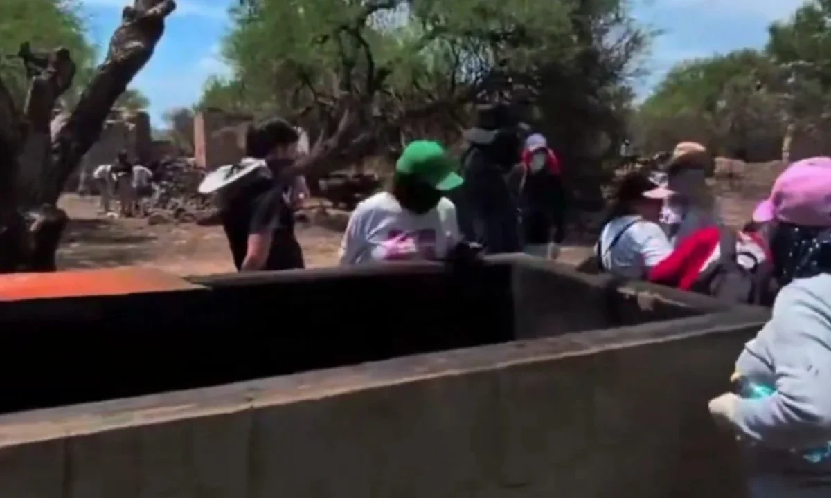 Luego del hallazgo de madres buscadoras, el IJCF se encargará de determinar si se trata de restos humanos los hallados en Lagos de Moreno.