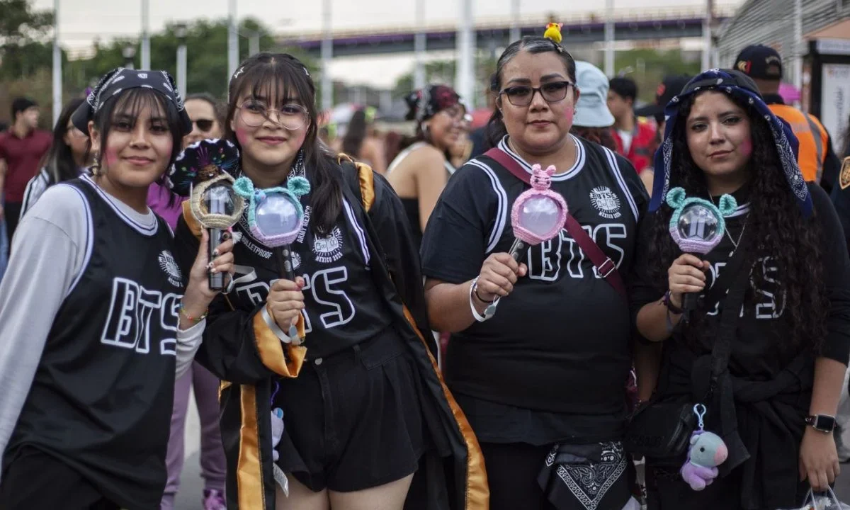 La fiebre por BTS no podía contenerse en el Estadio GNP y sus alrededores, lo que provocó una gran tarde de recuerdos para las Armys.