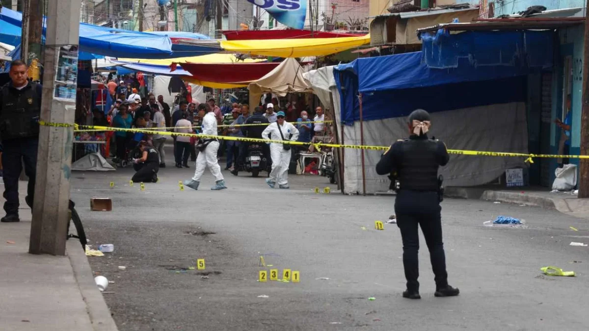 Este sábado se registró una balacera en el Barrio Bravo de Tepito, la cual dejó un saldo de dos personas fallecidas.