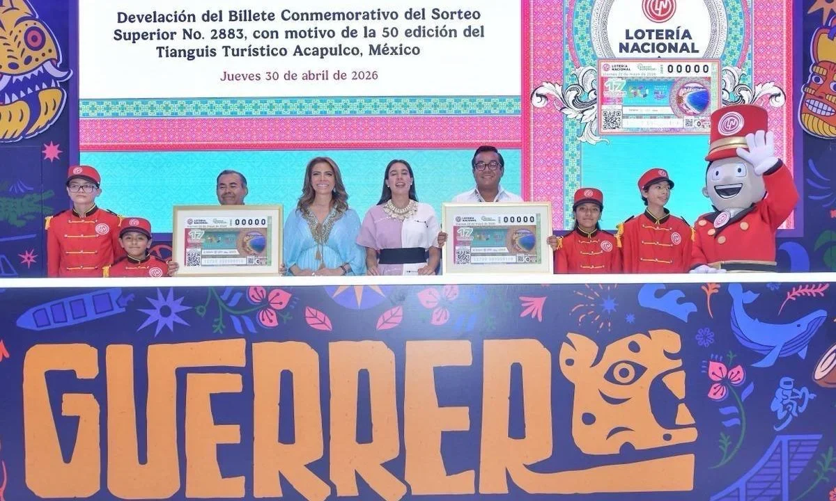 Secretaría de Turismo y la Lotería Nacional develaron el billete conmemorativo del Sorteo Superior, por la Edición 50 del Tianguis Turístico.