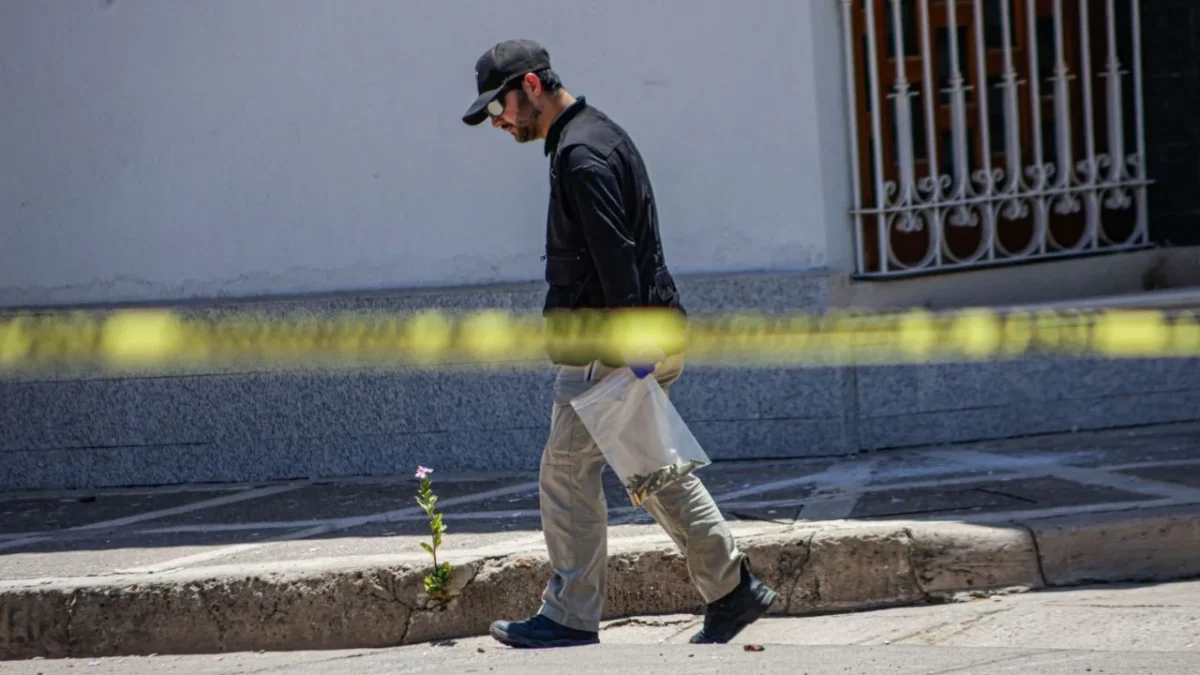 Caen 22 personas en Sinaloa, tras trabajos de inteligencia y búsqueda relacionados con la desaparición de una familia originaria del Edomex.