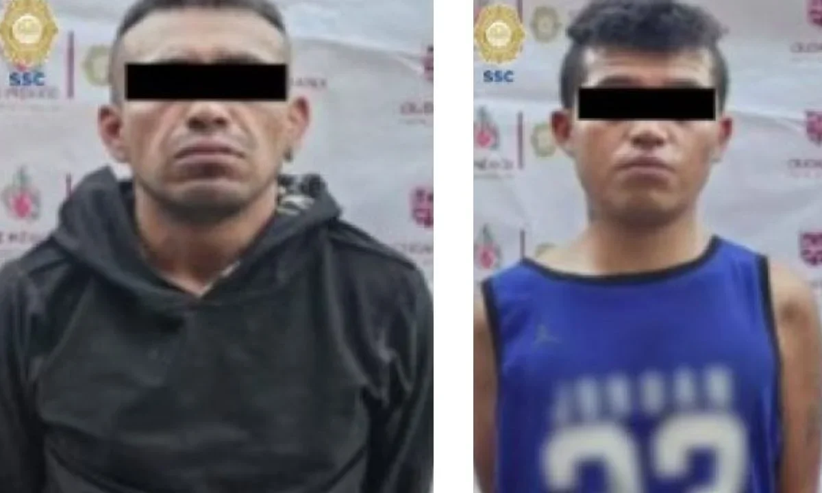 Elementos de la SSC detuvieron a dos presuntos narcomenudistas en la alcaldía Cuauhtémoc tras una persecución; les aseguraron más de 90 dosis de droga.