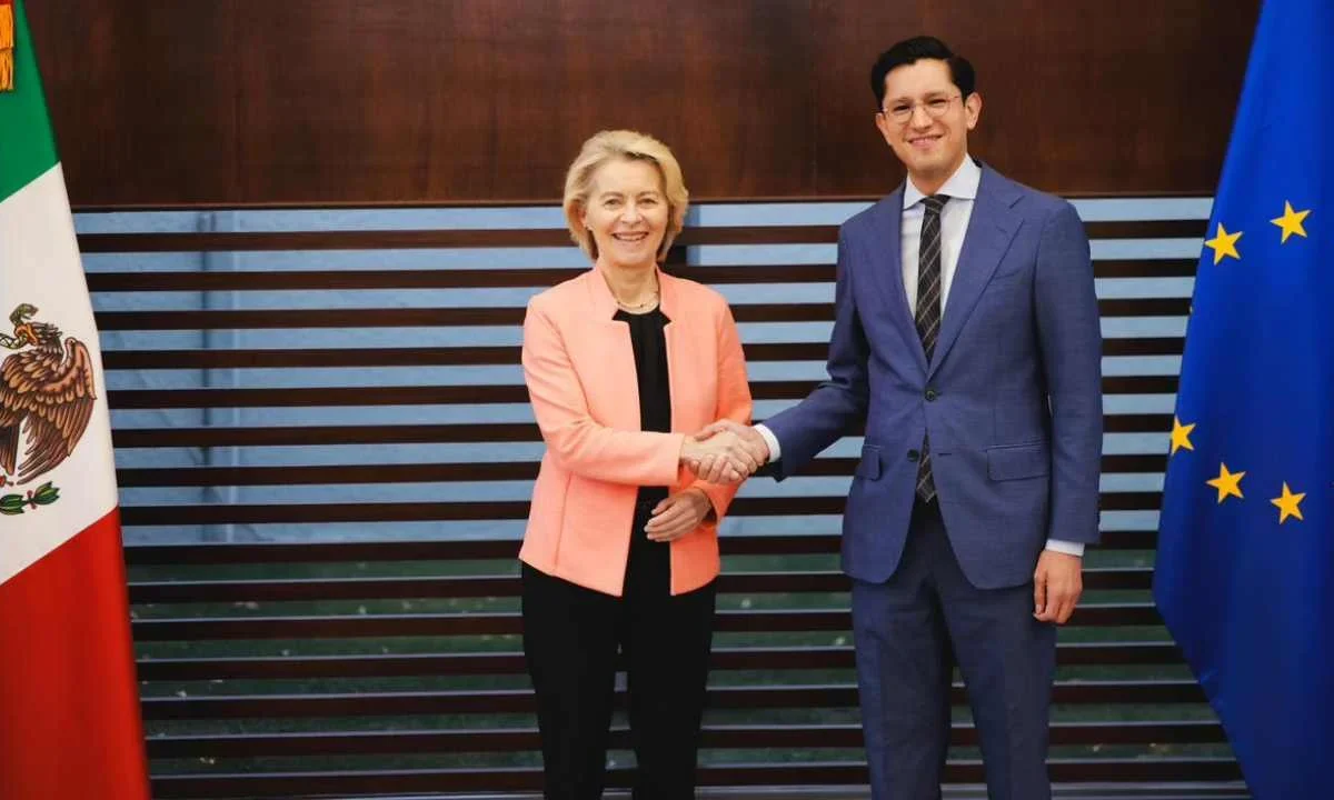 El canciller Roberto Velasco recibe a líderes de la Unión Europea.
