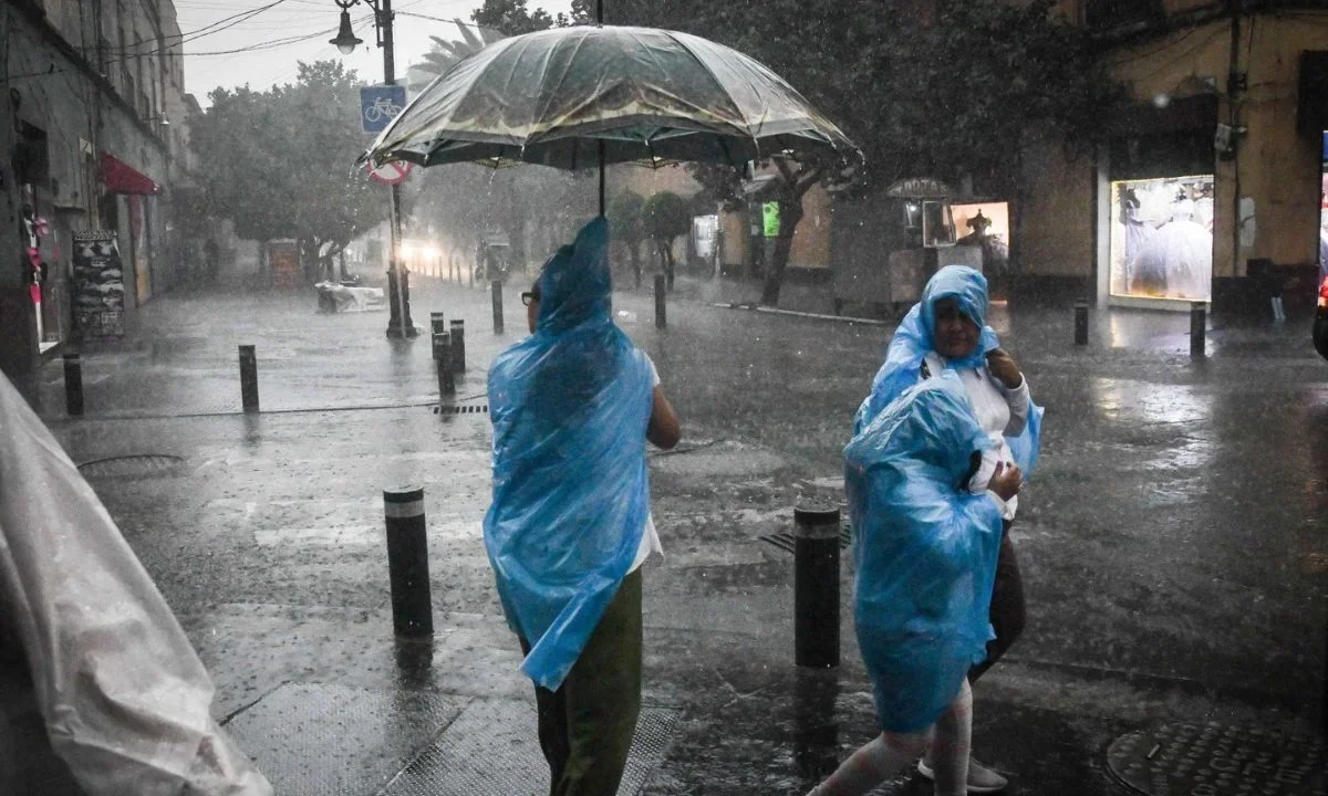 Brugada aseguró que la CDMX está más preparada para afrontar lluvias sin precedentes, como la más reciente que afectó 11 alcaldías.