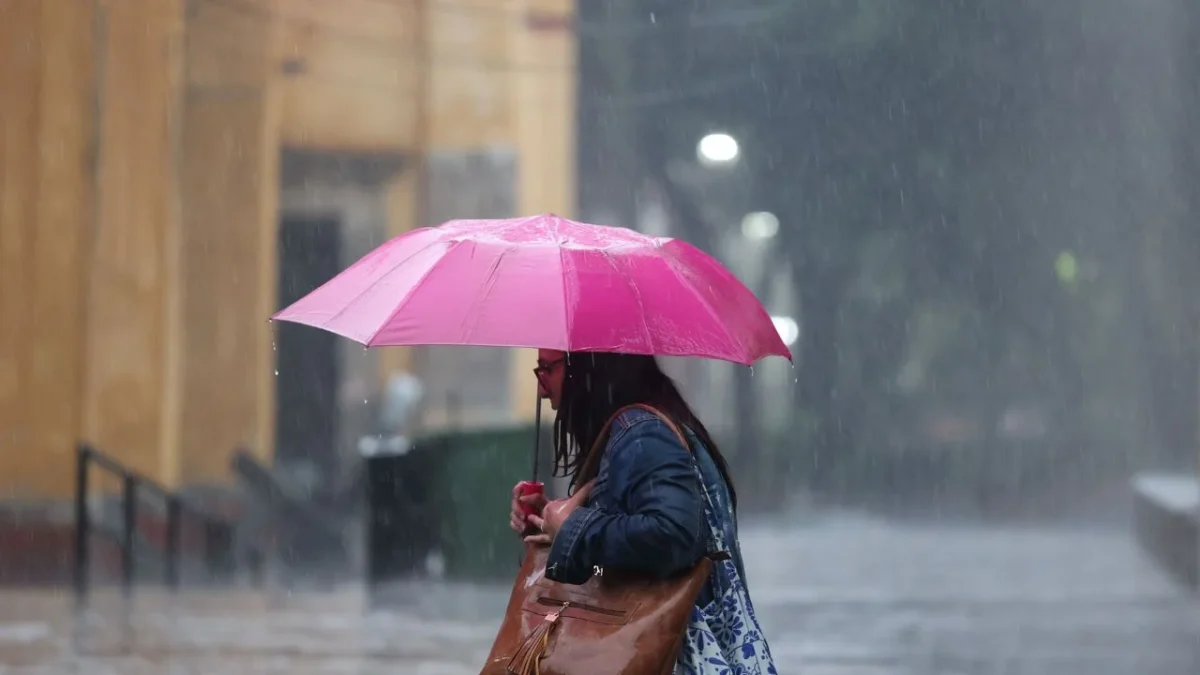 El pronóstico del clima hoy estará marcado por lluvias intensas en Chiapas y en el norte del país en alerta por calor
