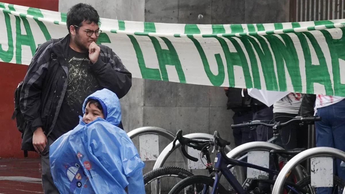 Panorama del clima hoy en México: lluvias intensas, fuertes rachas de viento y descenso de temperatura afectarán varias regiones, especialmente en el sureste del país.