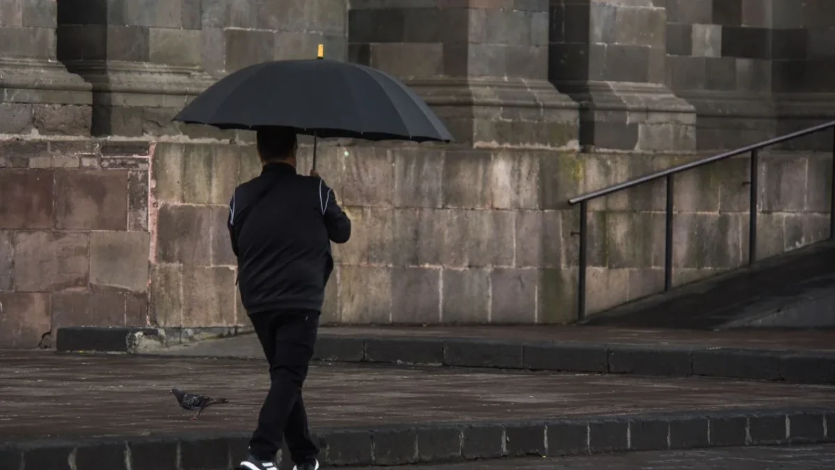 Tormentas, chubascos y calor extremo dominarán el clima hoy en México, con especial atención en estados del sur, sureste y occidente del país