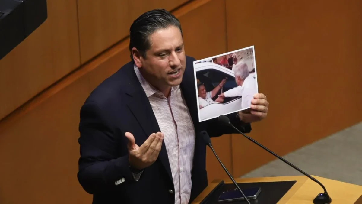 En un ríspido debate en la Comisión Permanente, oposición y Morena chocan por gobernadores de Sinaloa y Chihuahua.