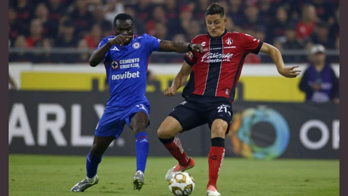 Cruz Azul se coloca un paso más cerca de las semifinales luego de vencer 3-2 al Atlas en el partido de ida de los cuartos de final.