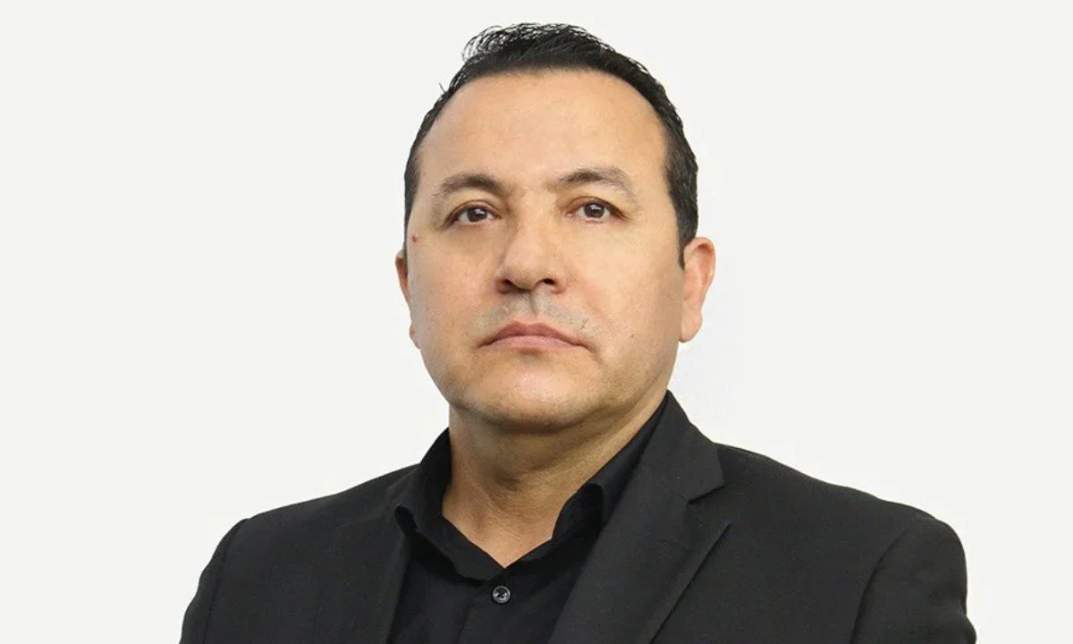 Dámaso Castro Zaavedra, vicefiscal General del estado de Sinaloa, acusado por EU, se une a funcionarios que solicitaron licencia.