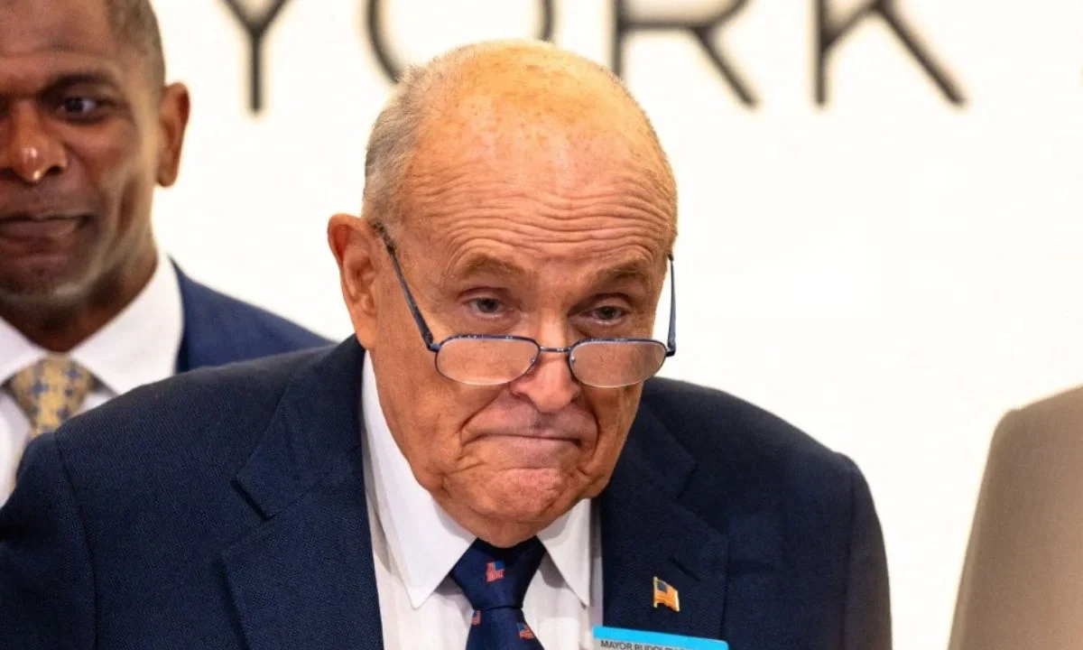 Rudy Giuliani, exalcalde de Nueva York, recibió el alta médica pero busca cubrir sus gastos médicos con el programa de víctimas del 11-S.