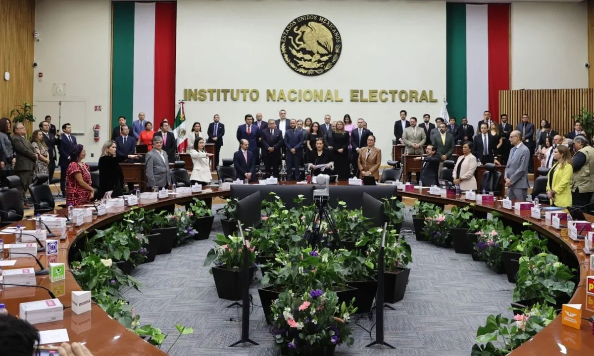 La presienta del Comité de Transparencia de la Cámara de Diputados, afirmó que darán revés a la reserva de elección de consejeros del INE.