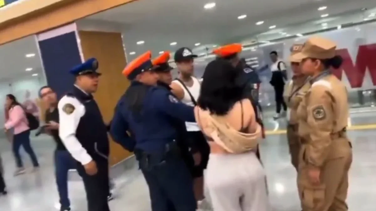 El creador de contenido Naim Derrechi vivió momentos complicados luego de que autoridades lo detuvieran en el AICM al bajar de un vuelo.