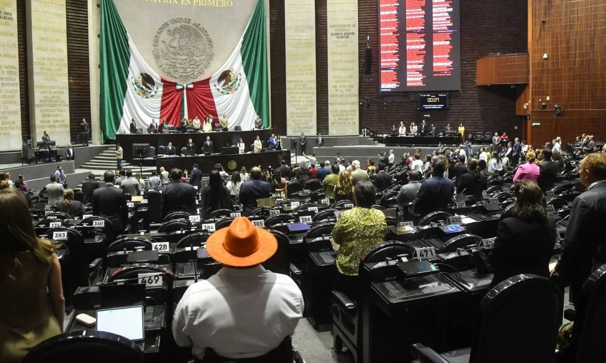 Ricardo Monreal solicitó a la Cámara de Diputados posponer el debate y la discusión del dictamen sobre ley de medios de impugnación.