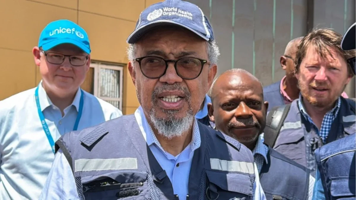 Tedros Adhanom Ghebreyesus, llegó a Bunia, en la provincia de Ituri, para evaluar la respuesta al brote de ébola que mantiene en alerta sanitaria al este de la República Democrática del Congo.