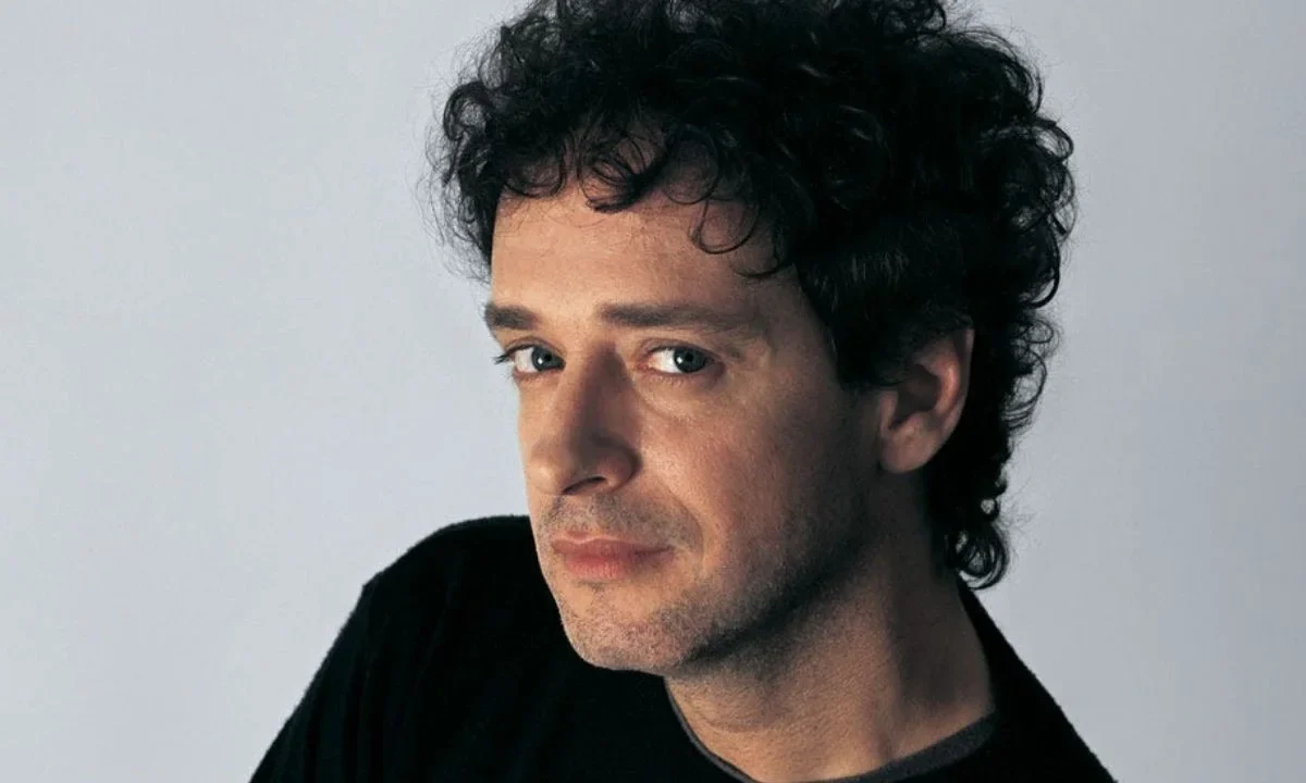 El músico argentino Gustavo Cerati será protagonista de un documental producido por Netflix, programado para estrenarse en 2027.