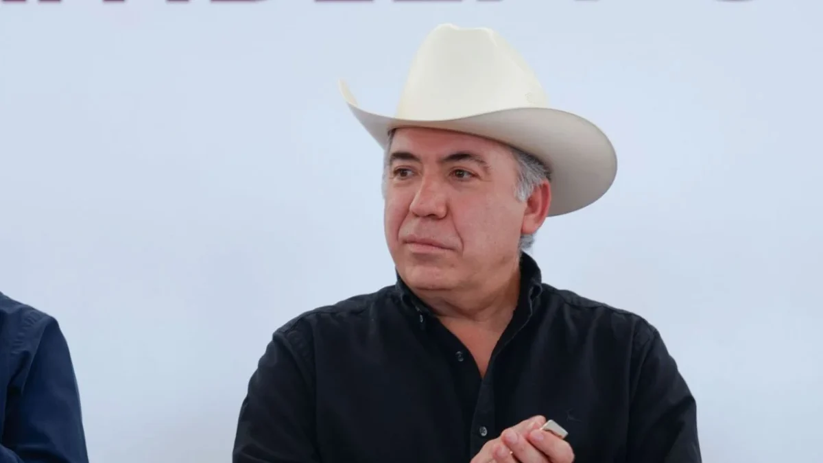 El Senador Enrique Inzunza, acusado por EU, informó que pidió licencia a su cargo debido a 'la embestida mediática' en su contra.