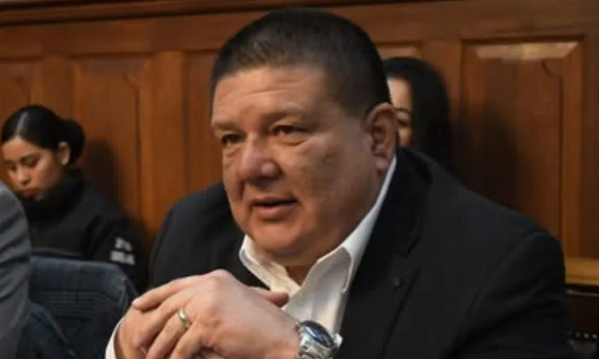César Jáuregui acudió a declarar ante la FGR en Ciudad Juárez por la presencia de agentes de la CIA para desmantelar un laboratorio.