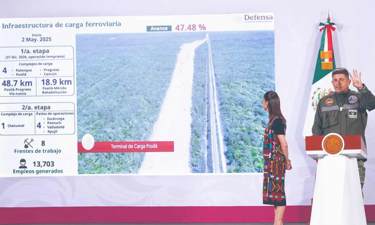 Sureste. El general Gustavo Ricardo Vallejo Suárez, del Agrupamiento de Ingenieros “Felipe Ángeles”, informó que el Tren Maya de Carga presenta un avance cercano al 50%.