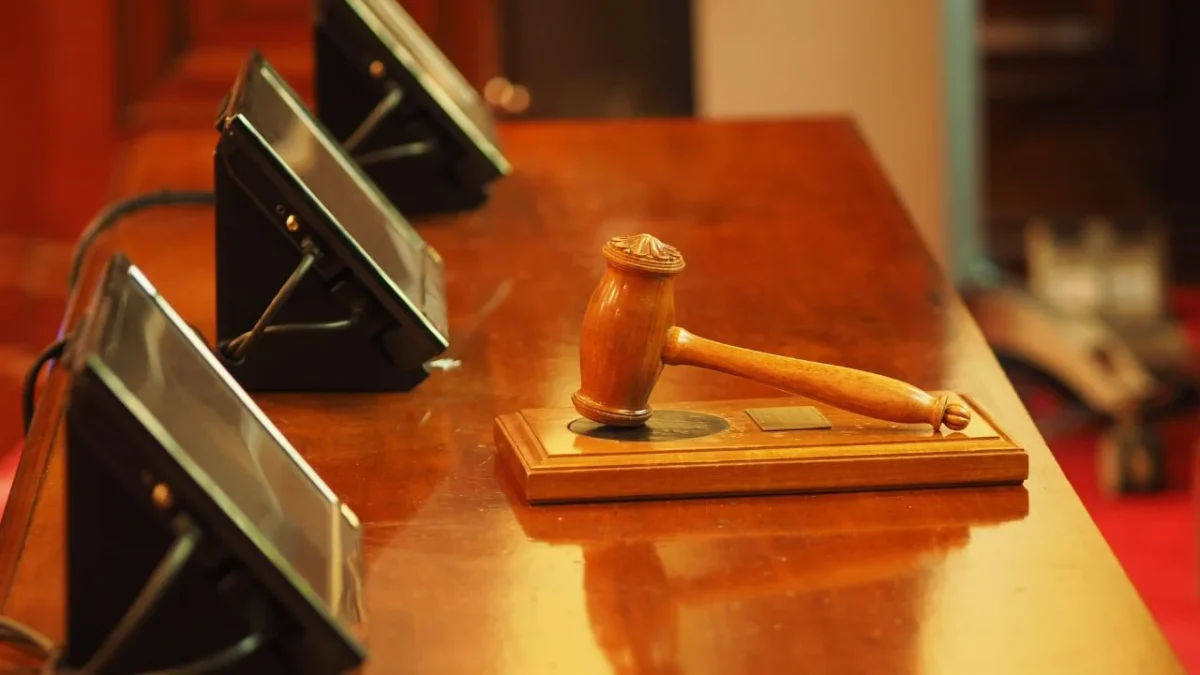 La Jufed advierte sobre intentos de desmantelar el sistema de justicia profesional, seguirá con su defensa de la independencia judicial.