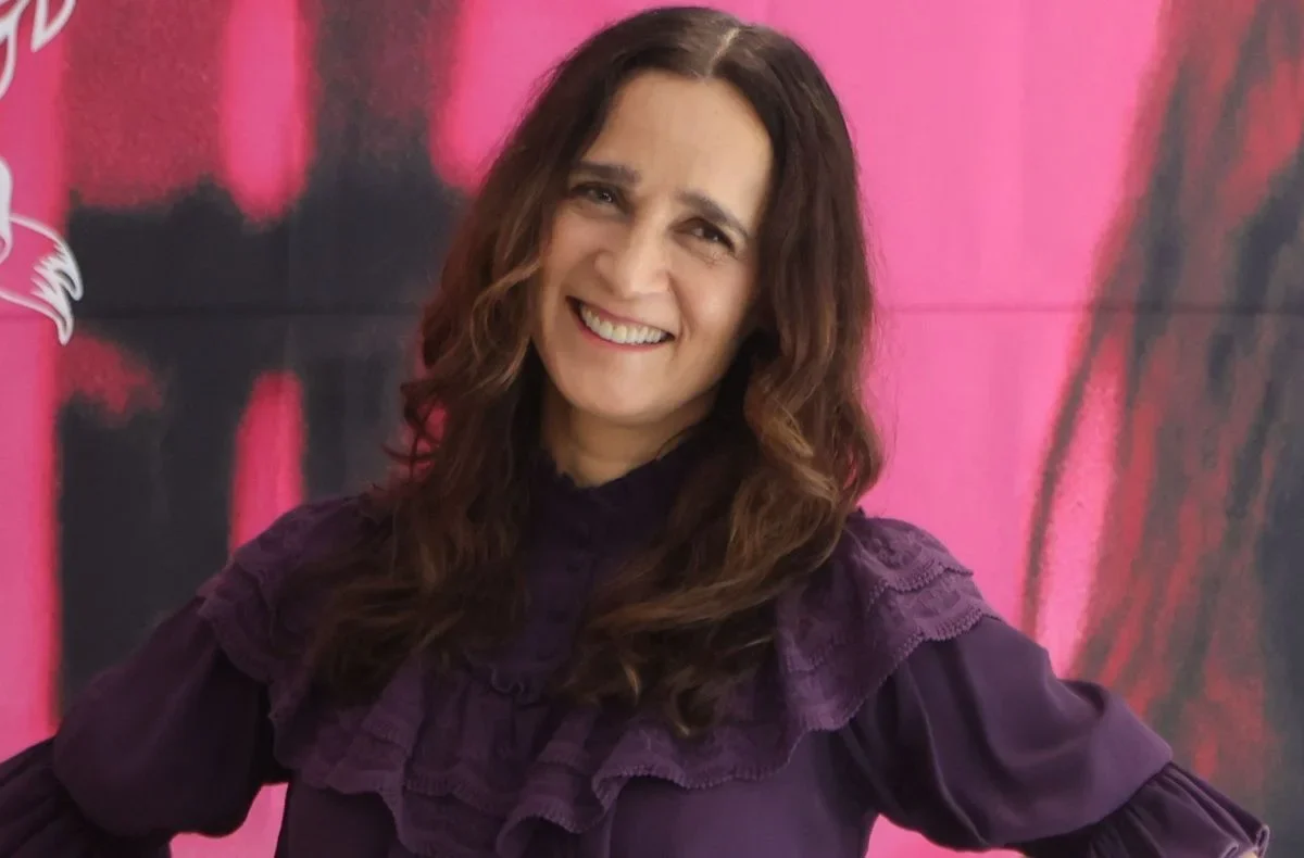 Julieta Venegas interpreta nueva versión de “La Niña Futbolista” presentada por el Gobierno de México
