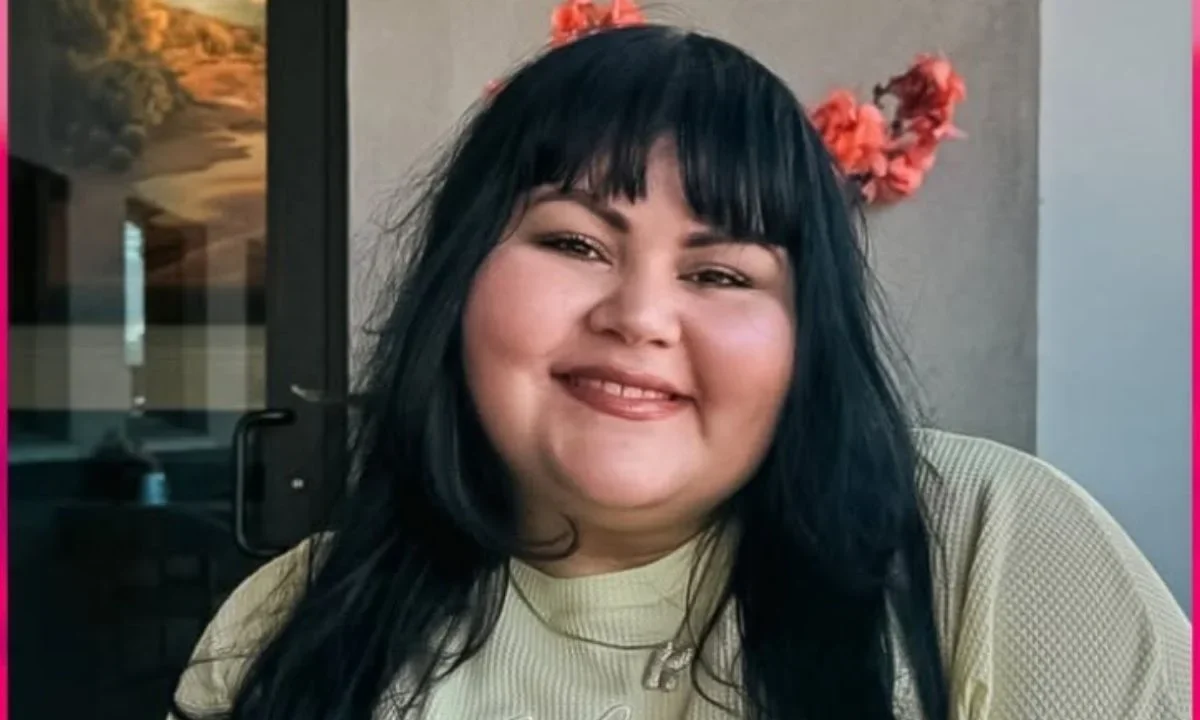 Familiares y amigos de Karla Toledo exigen su liberación tras denunciar presuntas irregularidades durante su detención por agentes de ICE en Estados Unidos.